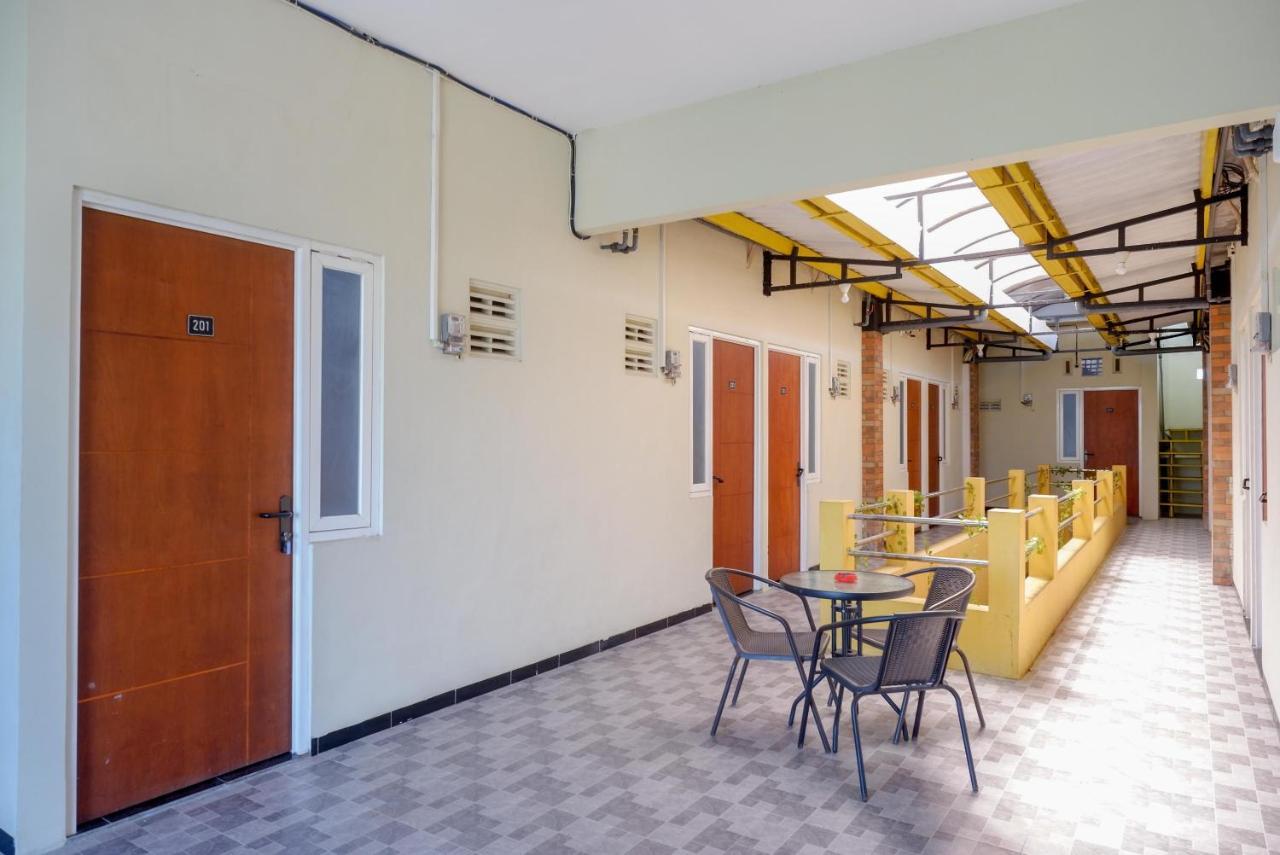 Reddoorz Near Kawasan Bandara Ahmad Yani Semarang